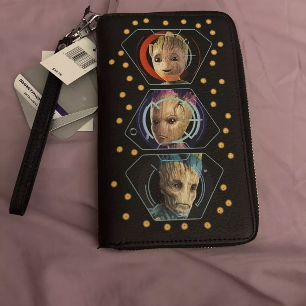 Guardians Of The Galaxy “I Am Groot”  Smartphone Case With Light Effect